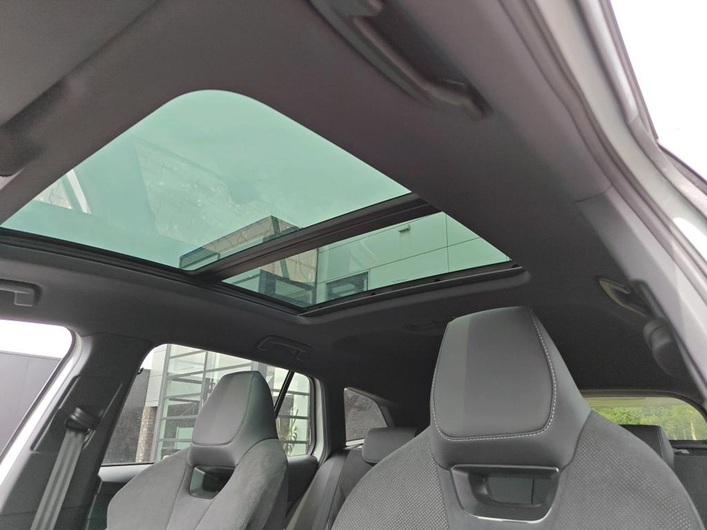 Foto van Skoda Enyaq 80