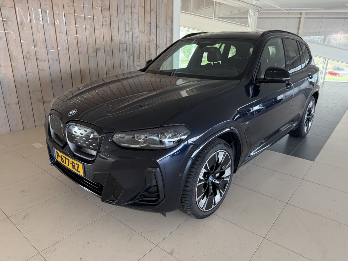 BMW Ix3 High Executive 80 kWh SOH 96,6 % 2022 - voorkant