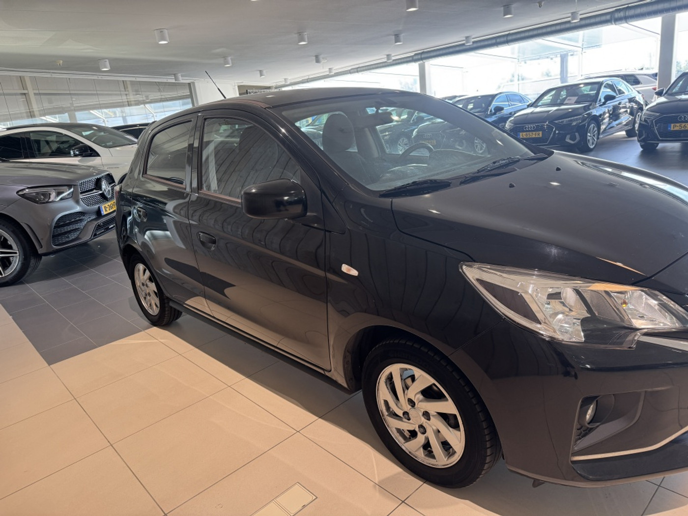Foto van Mitsubishi Mitsubishi Space Star