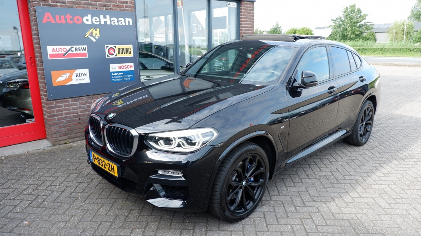 Foto van BMW X4 Xdrive30i
