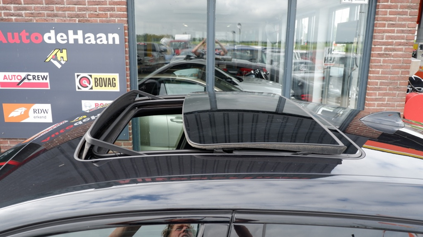 Foto van BMW X4 Xdrive30i