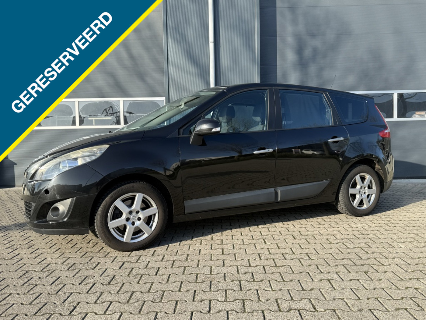 Renault Scénic 1.4 TCE Expression 2009 - voorkant