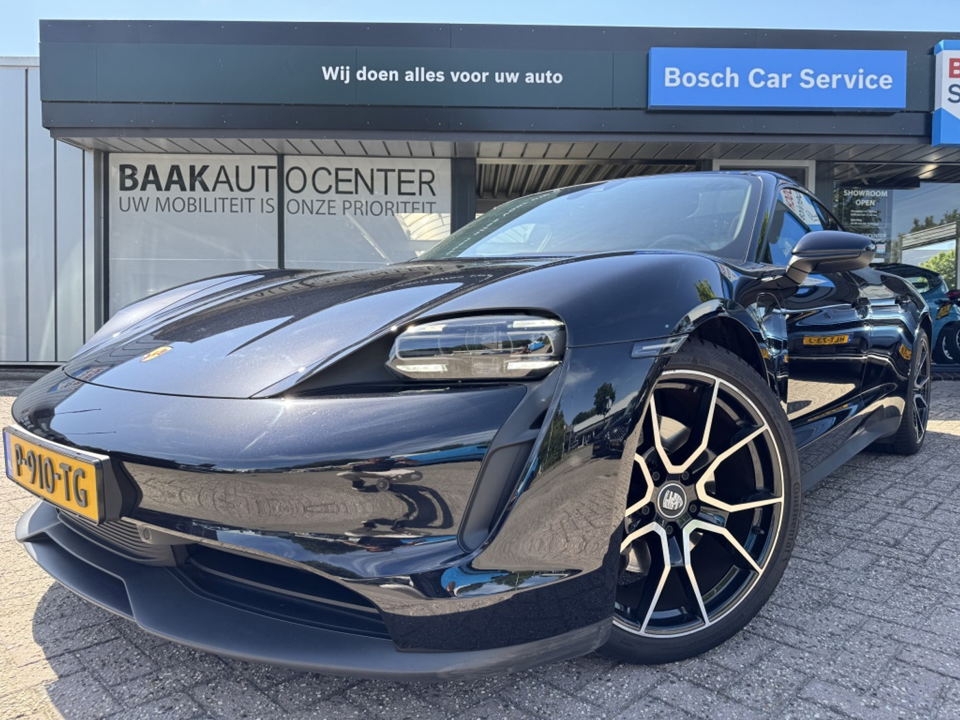 Foto van Porsche Taycan