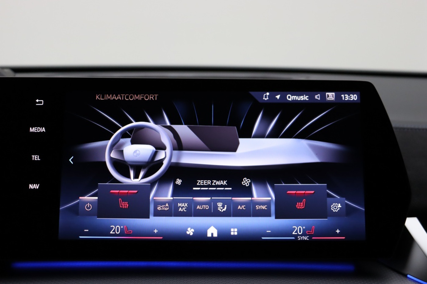 Foto van BMW Ix2 Xdrive30