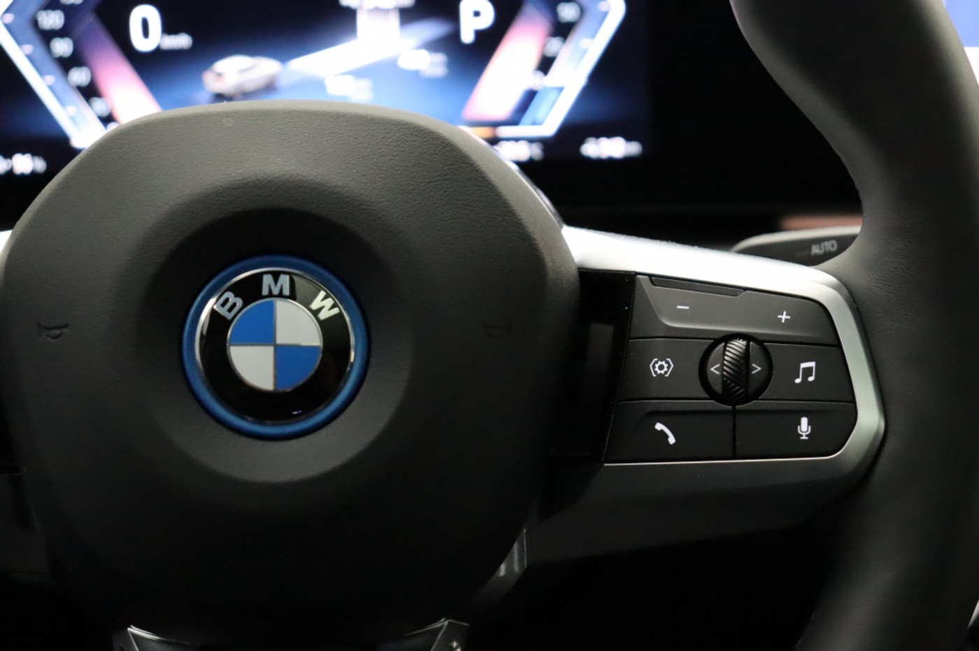 Foto van BMW Ix2 Xdrive30