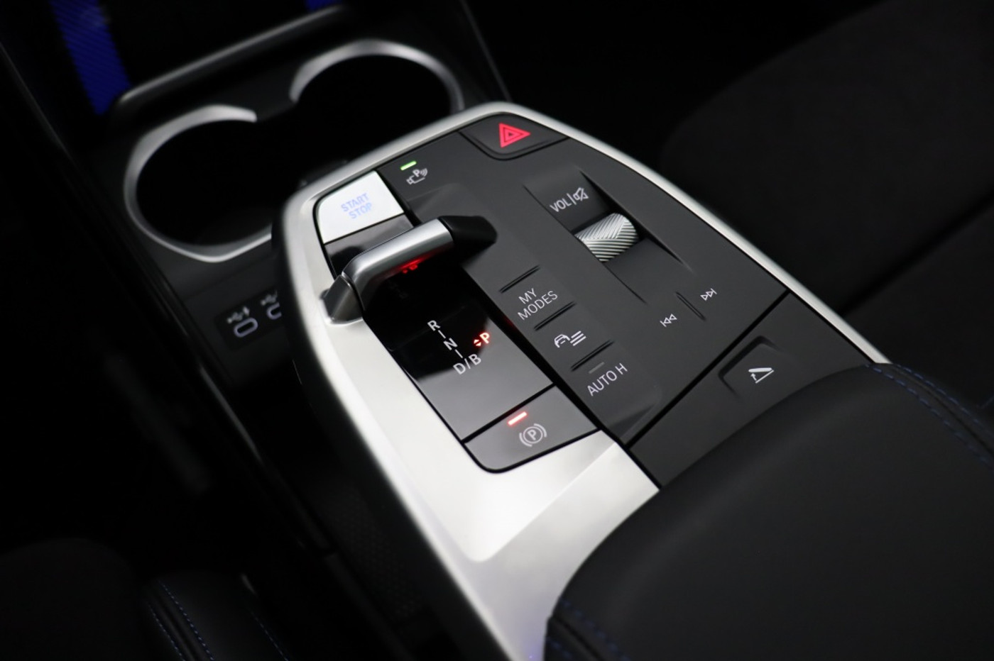 Foto van BMW Ix2 Xdrive30