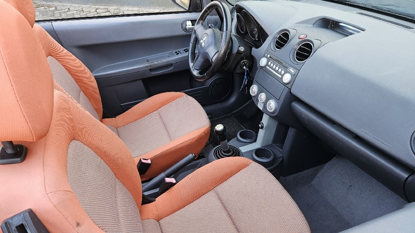 Foto van Mitsubishi Mitsubishi Colt
