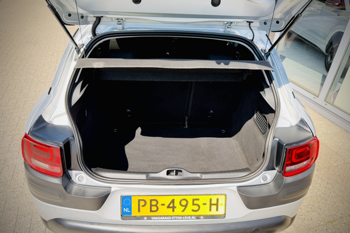 Foto van Citroen C4 Cactus