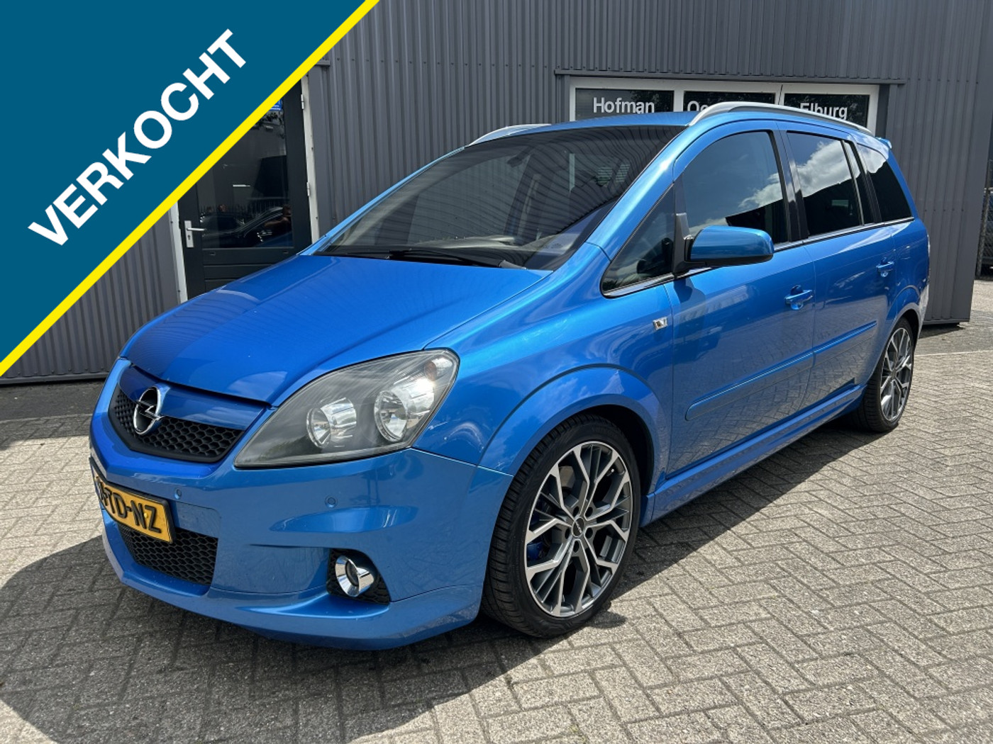 Opel Zafira 2.0 T 240PK OPC 163DKM NAP Leer PDC VOL! 2006 - voorkant