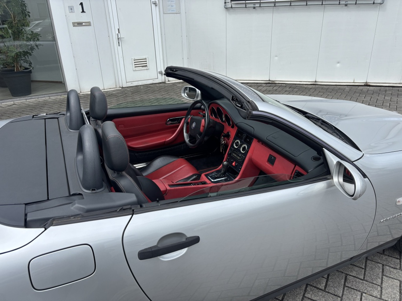 Foto van Mercedes-Benz SLK 230 Kompressor