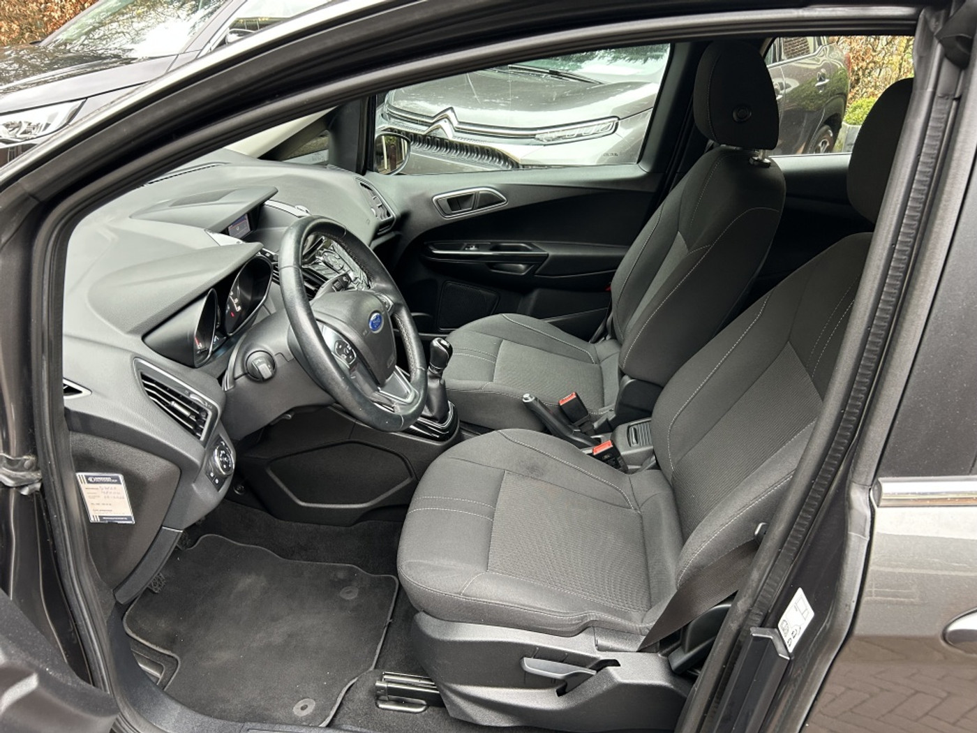 Foto van Ford B-max