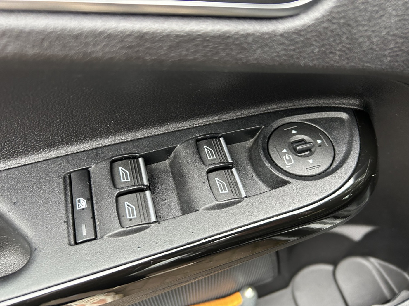 Foto van Ford B-max