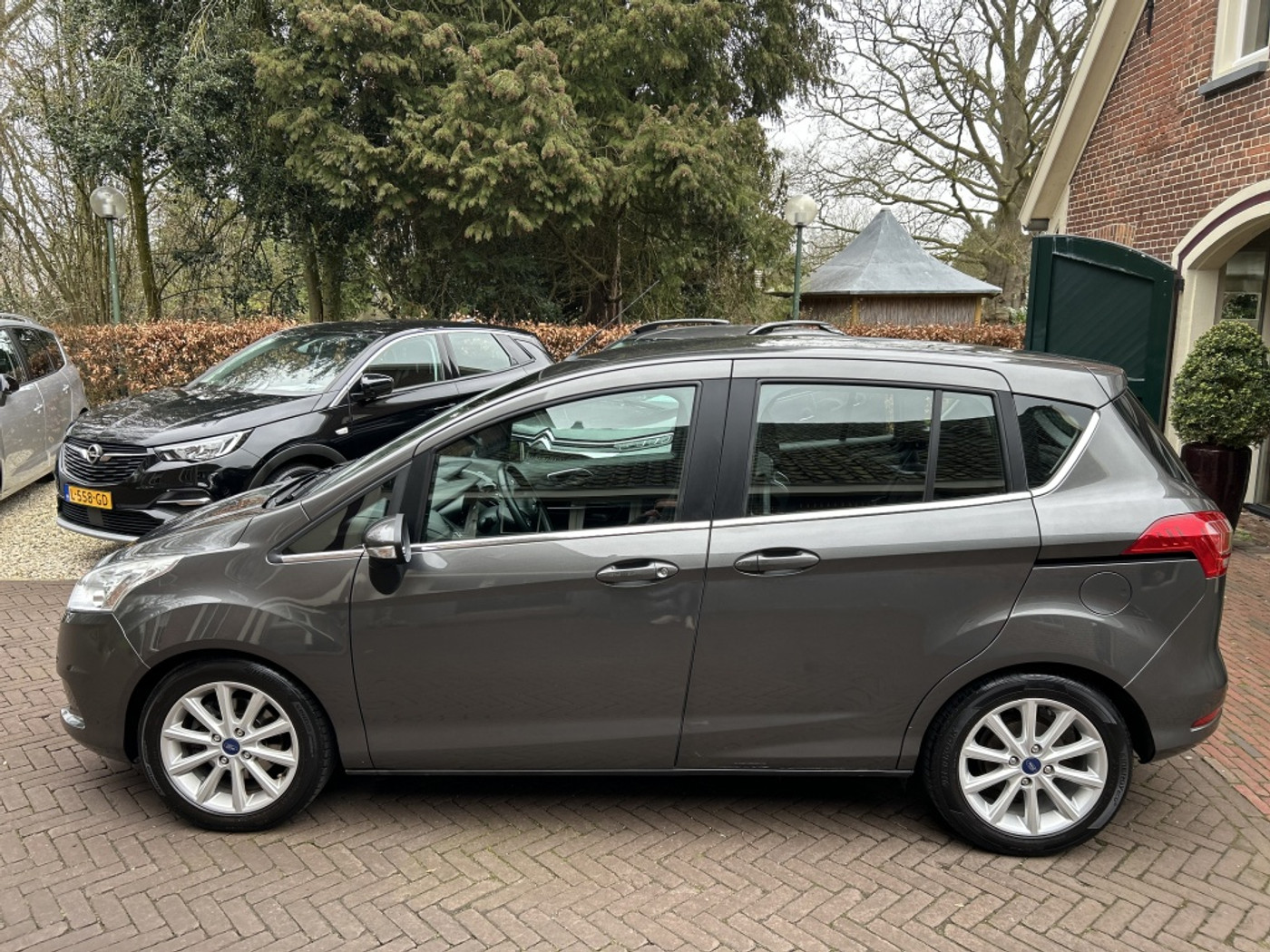 Foto van Ford B-max