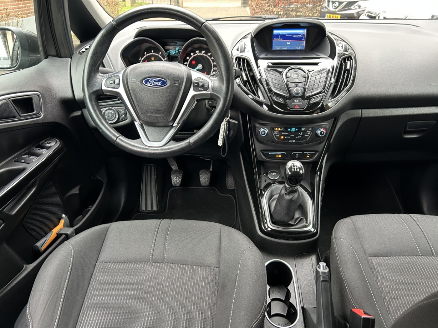 Foto van Ford B-max