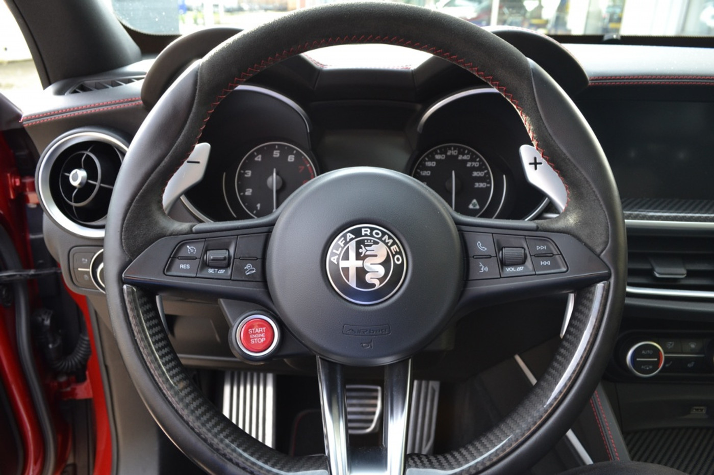Foto van Alfa Romeo Stelvio Quadrifoglio