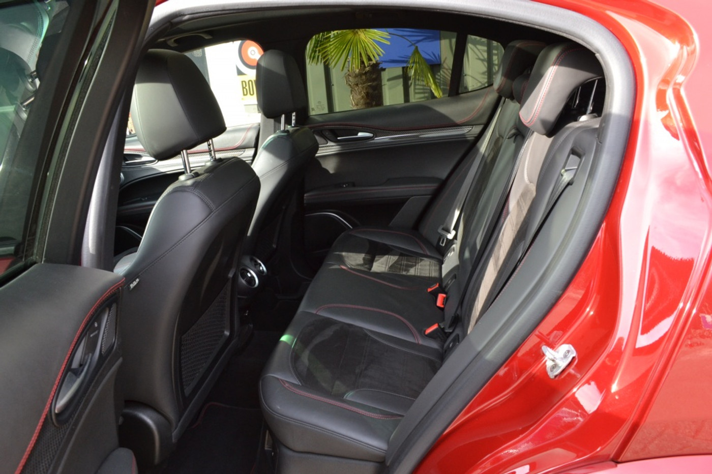 Foto van Alfa Romeo Stelvio Quadrifoglio