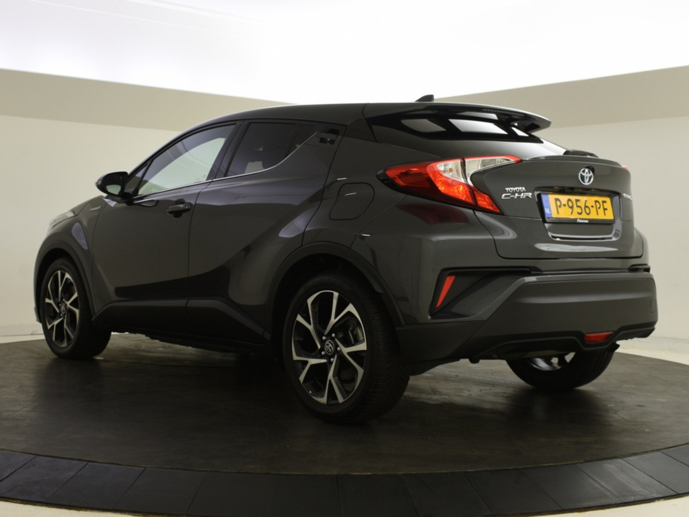 Foto van Toyota Toyota C-hr