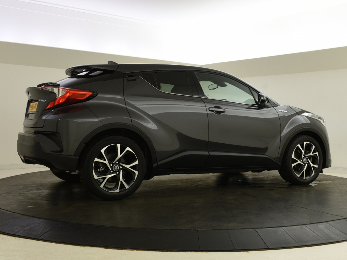 Foto van Toyota Toyota C-hr