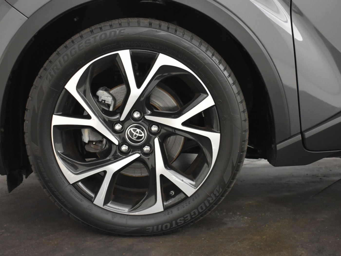 Foto van Toyota Toyota C-hr