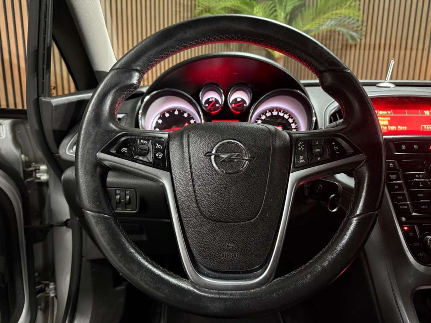 Foto van Opel Astra Sports Tourer