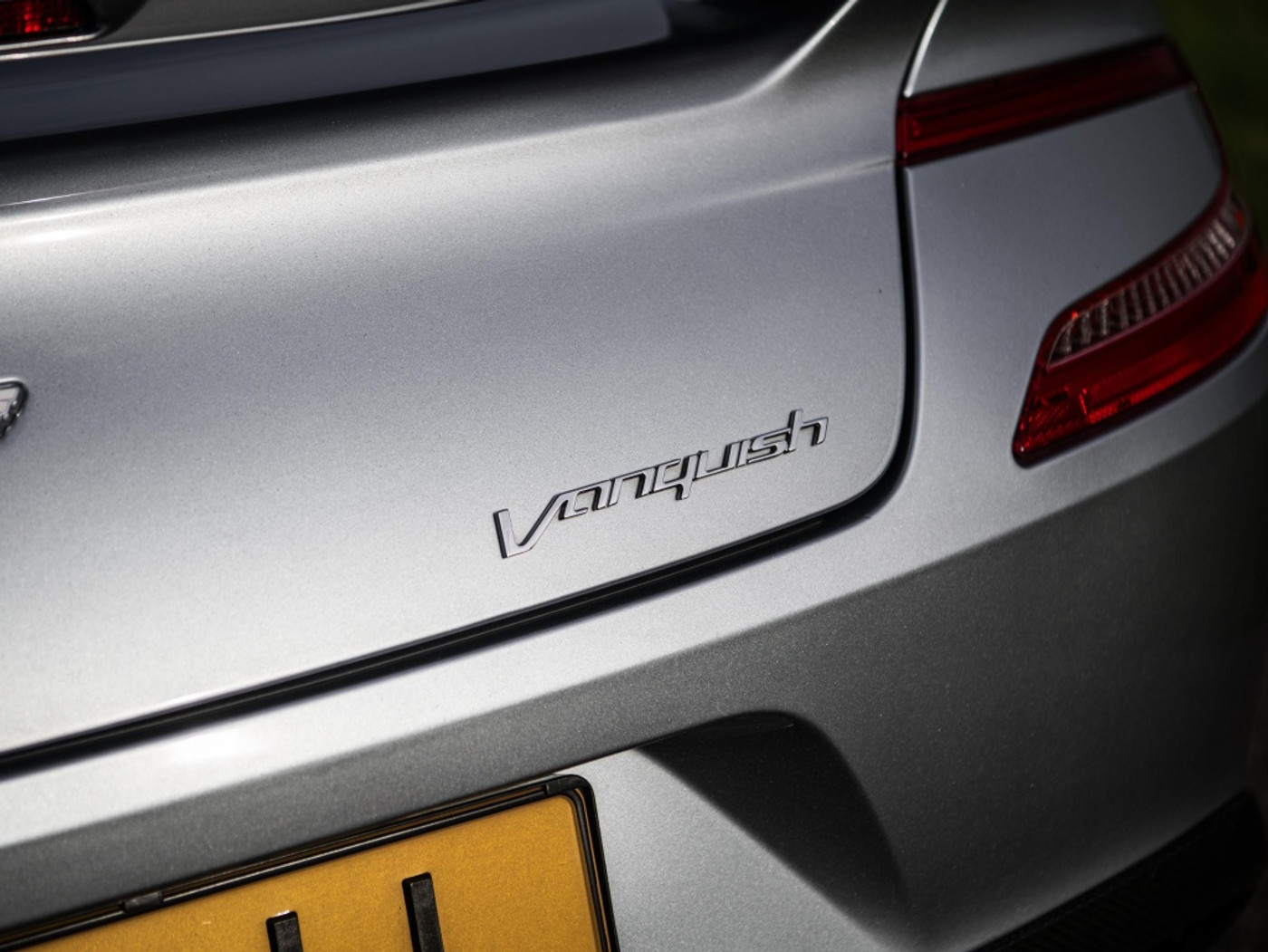 Foto van Aston Martin Vanquish Volante