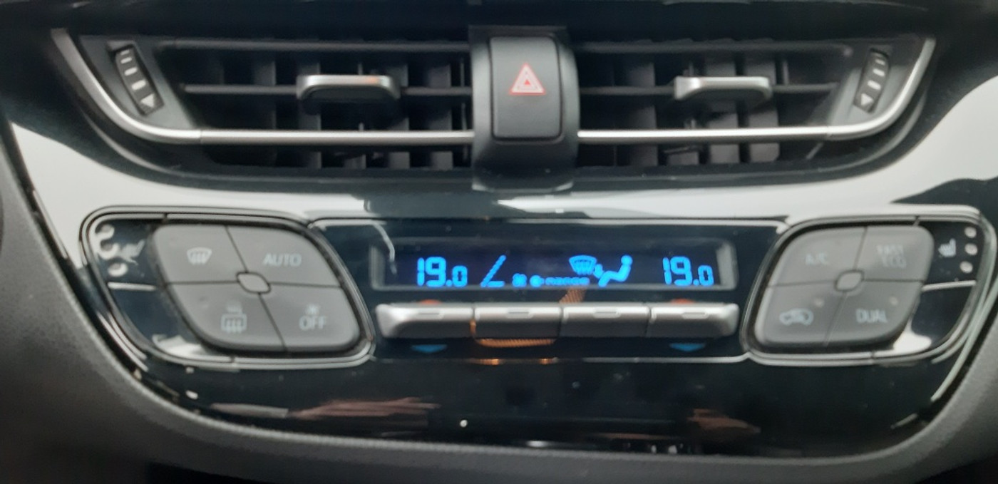 Foto van Toyota Toyota C-hr
