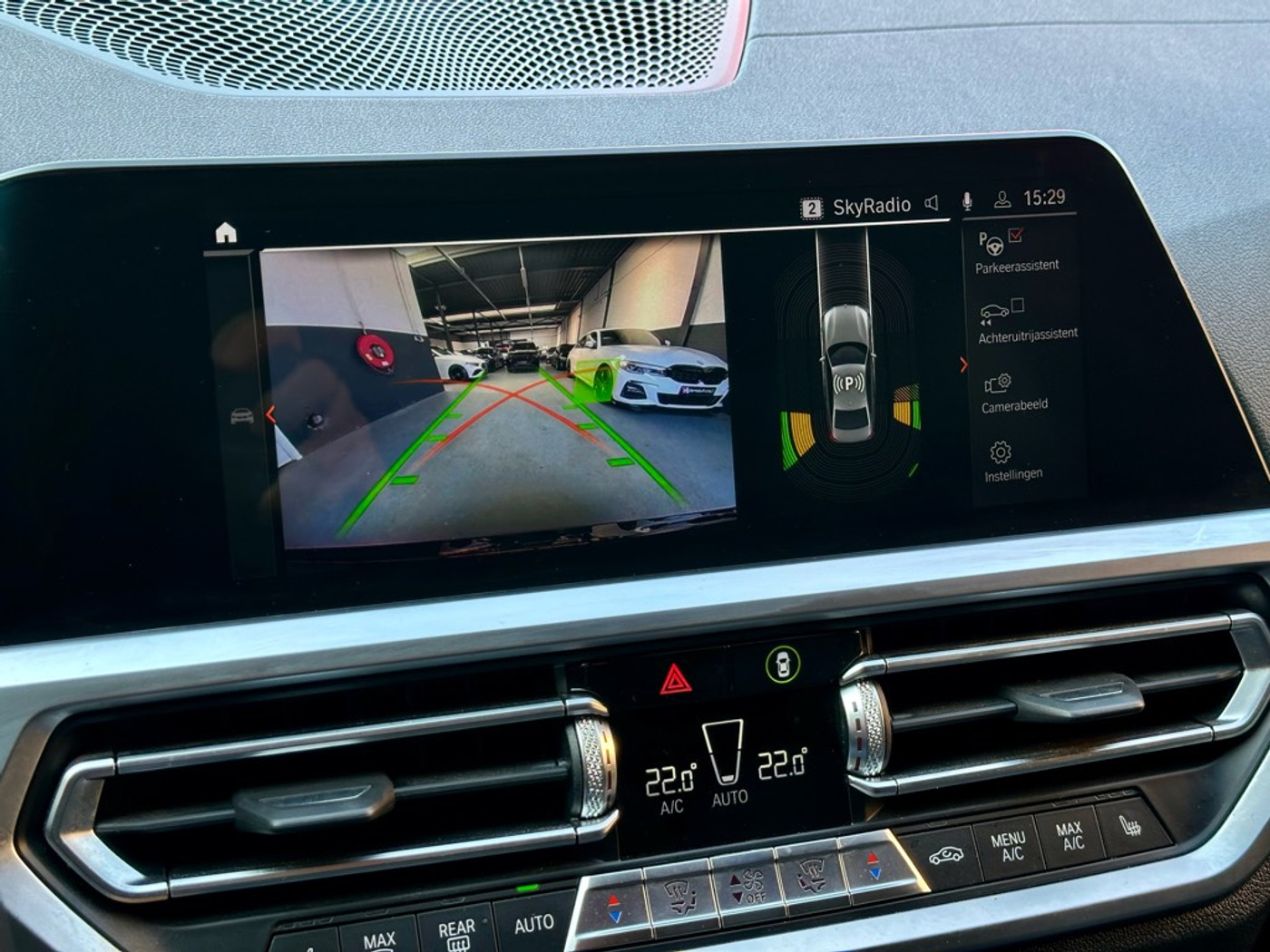 Foto van BMW 320i