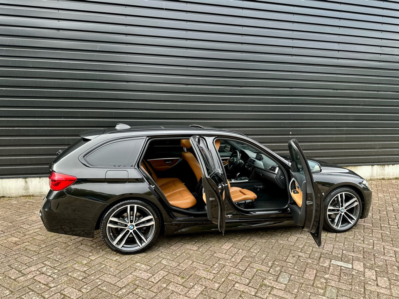 Foto van BMW 320i
