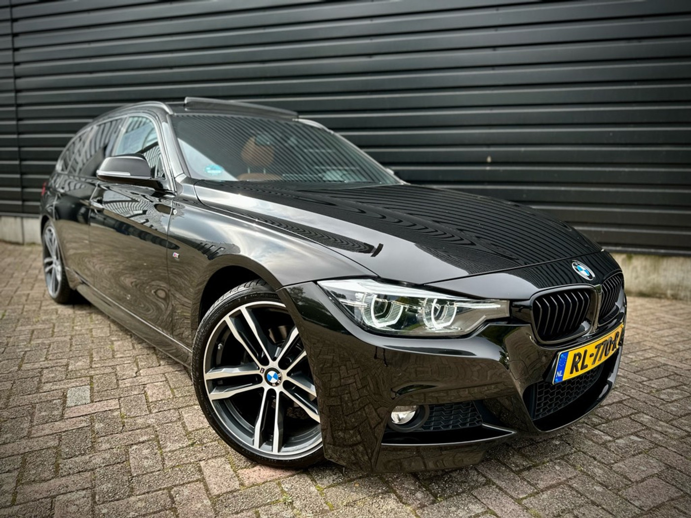 Foto van BMW 320i