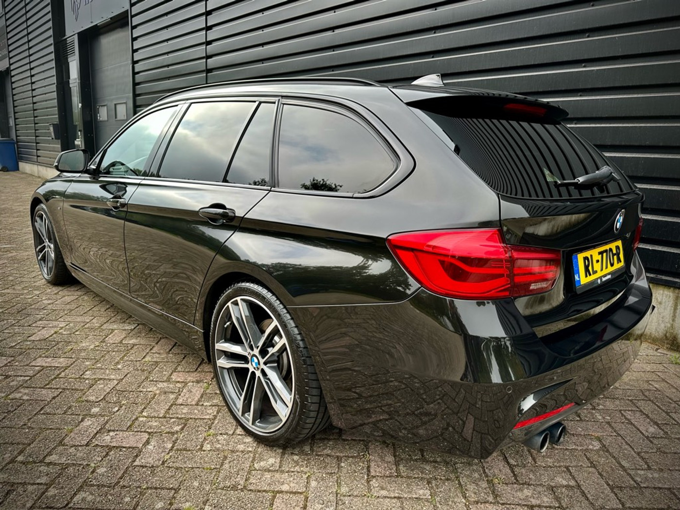 Foto van BMW 320i