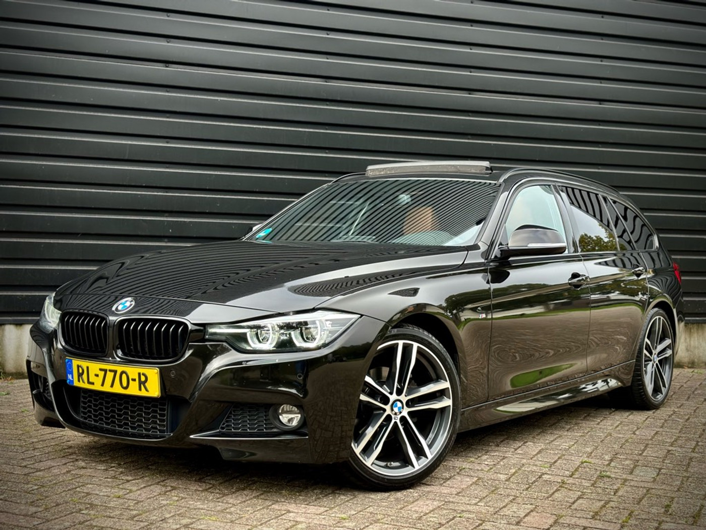 Foto van BMW 320i