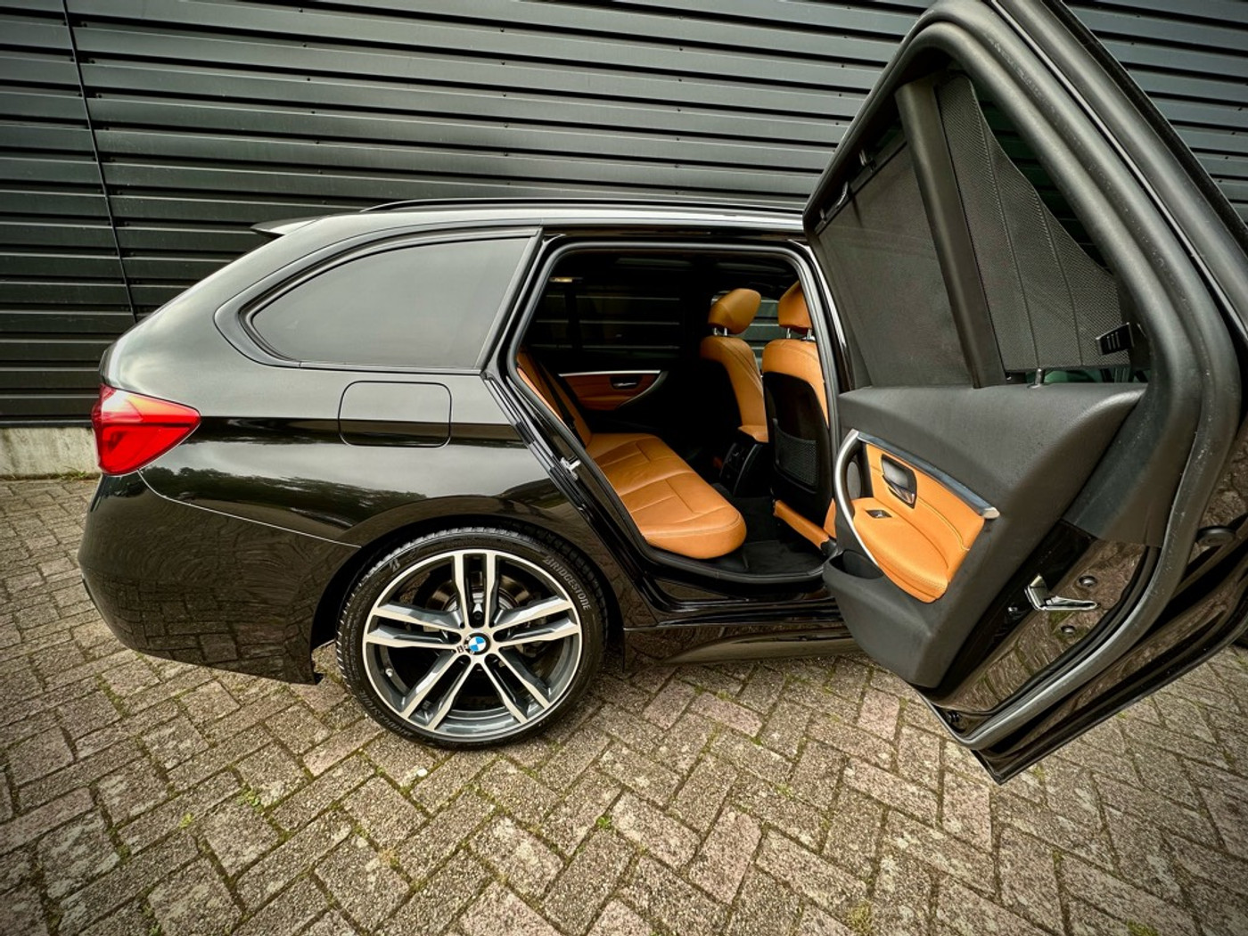 Foto van BMW 320i