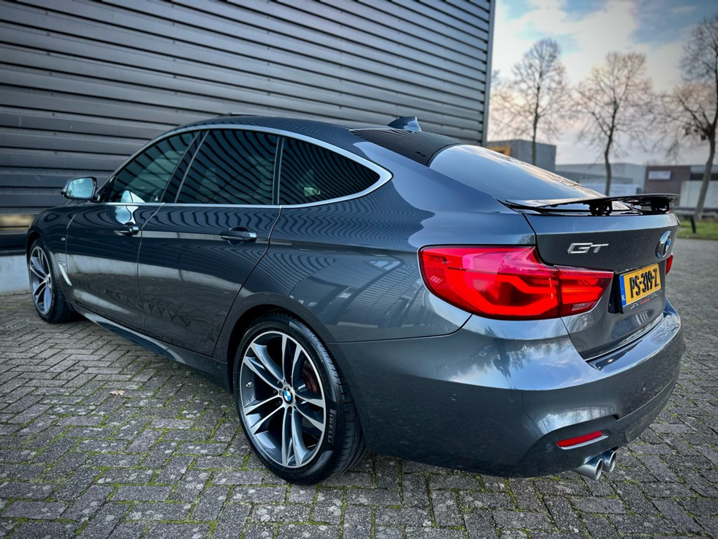 Foto van BMW 320i