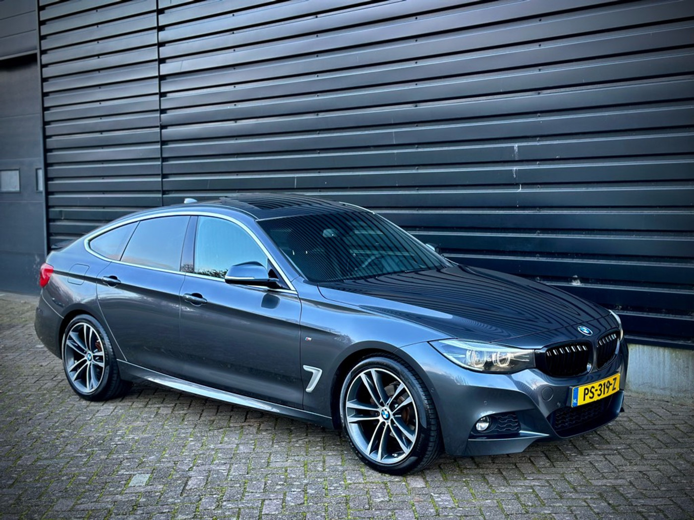 Foto van BMW 320i
