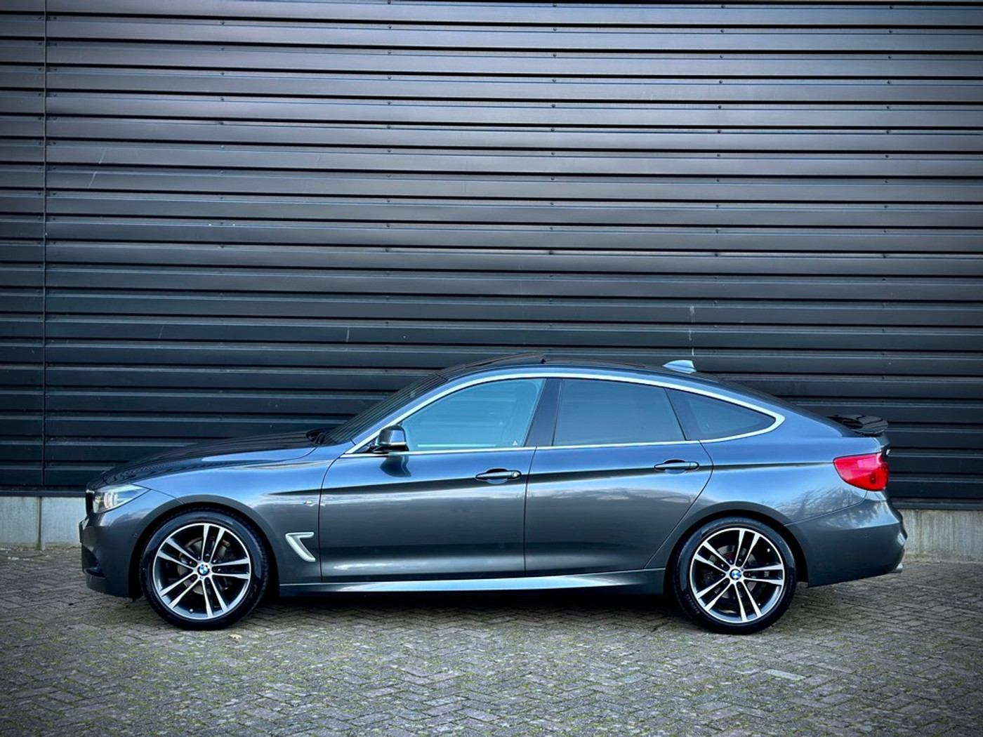 Foto van BMW 320i
