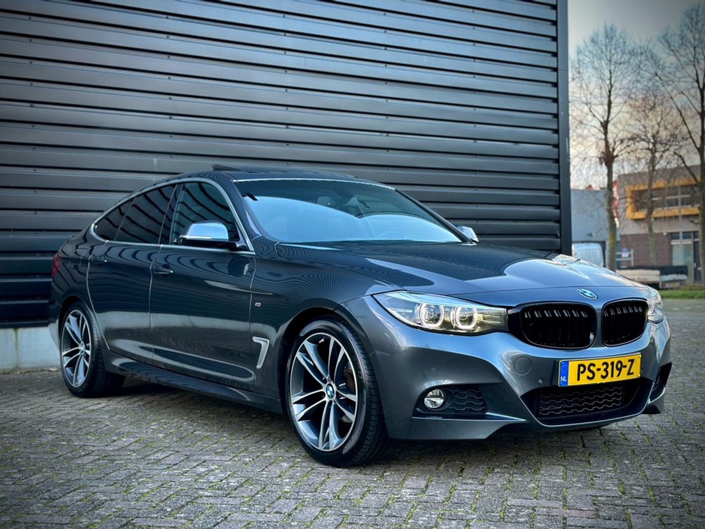 Foto van BMW 320i