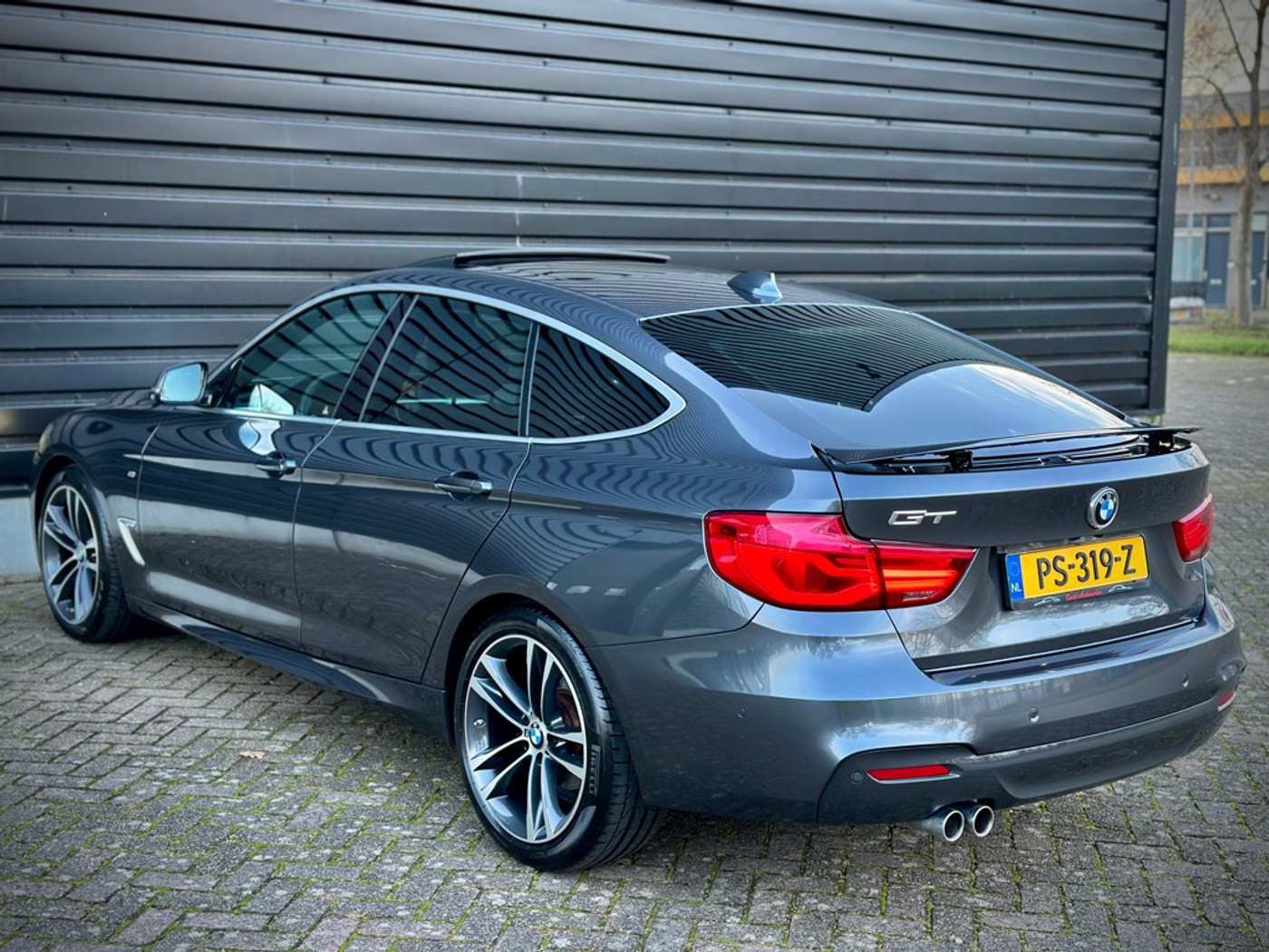 Foto van BMW 320i
