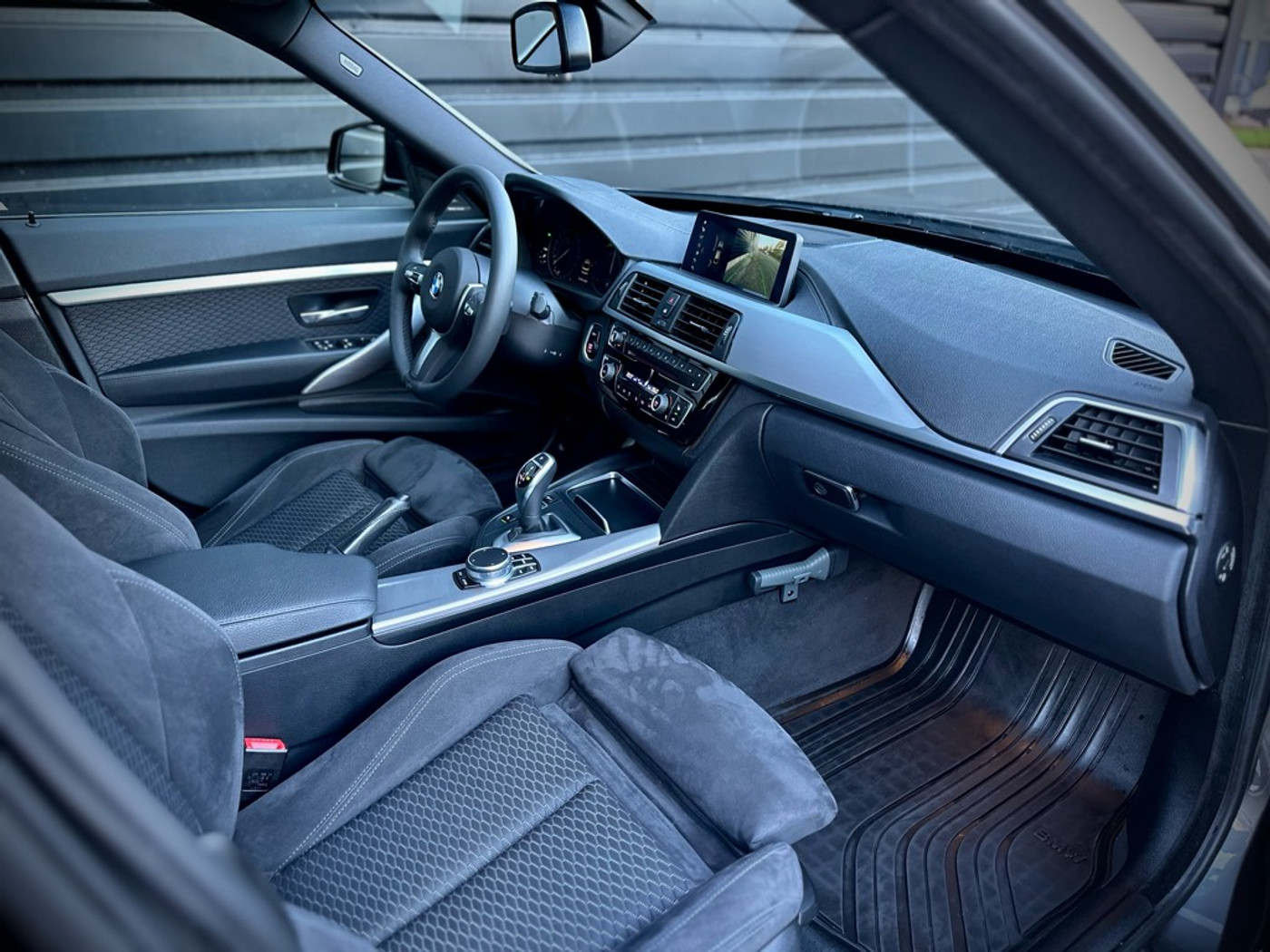 Foto van BMW 320i