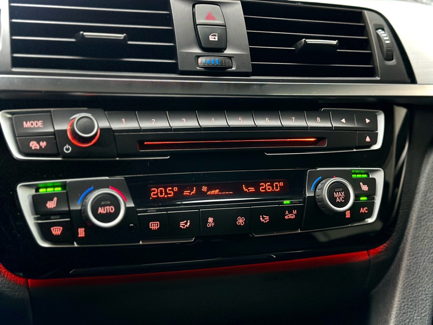 Foto van BMW 320i