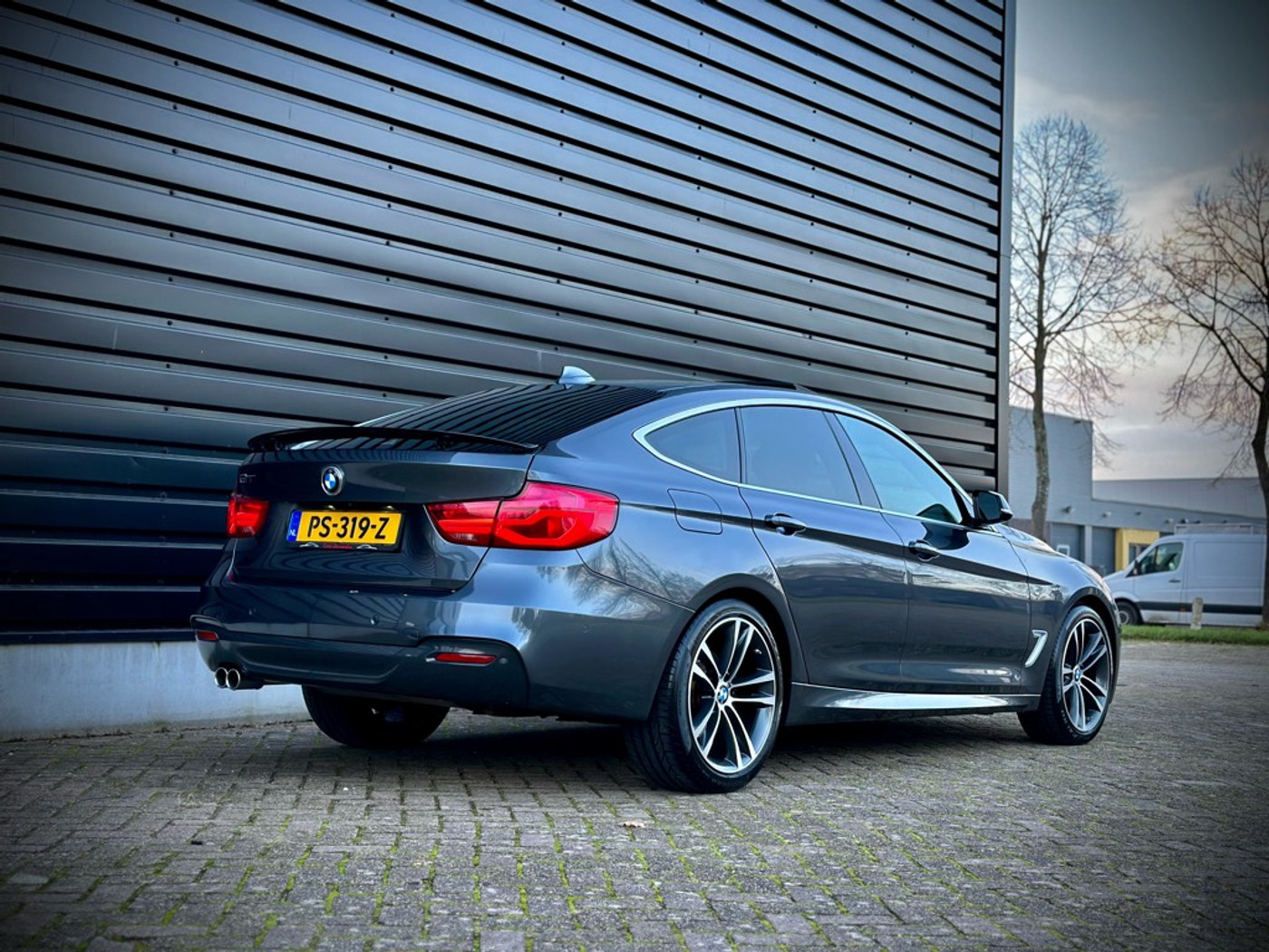 Foto van BMW 320i