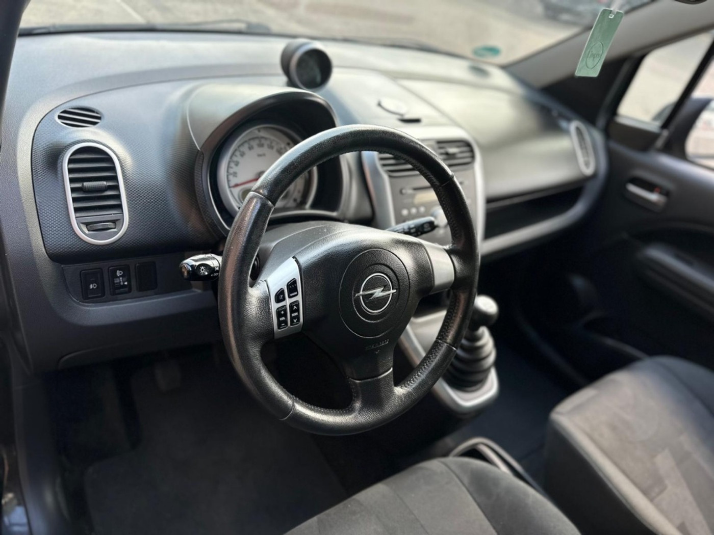 Foto van Opel Agila