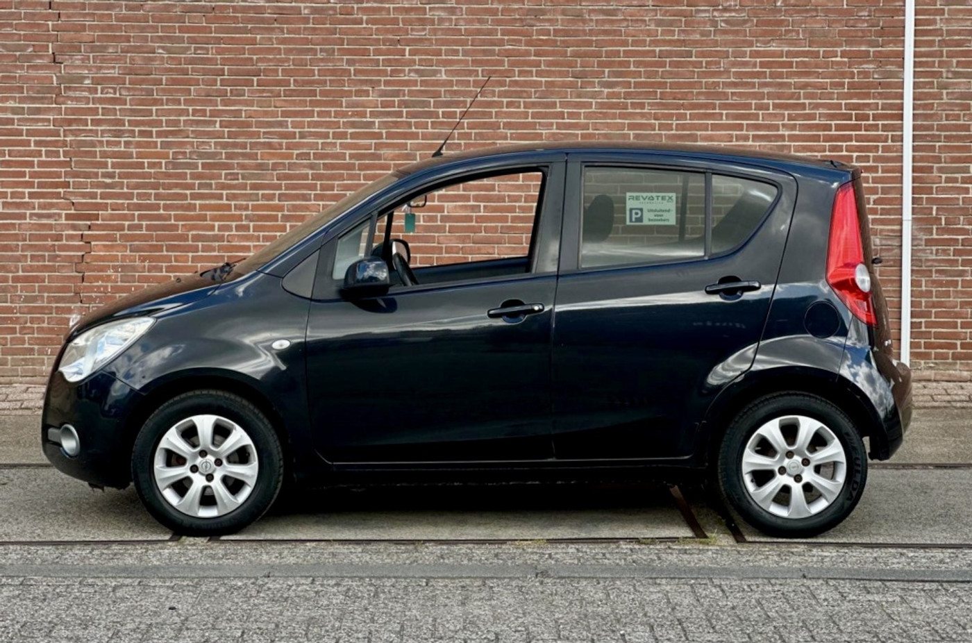 Foto van Opel Agila