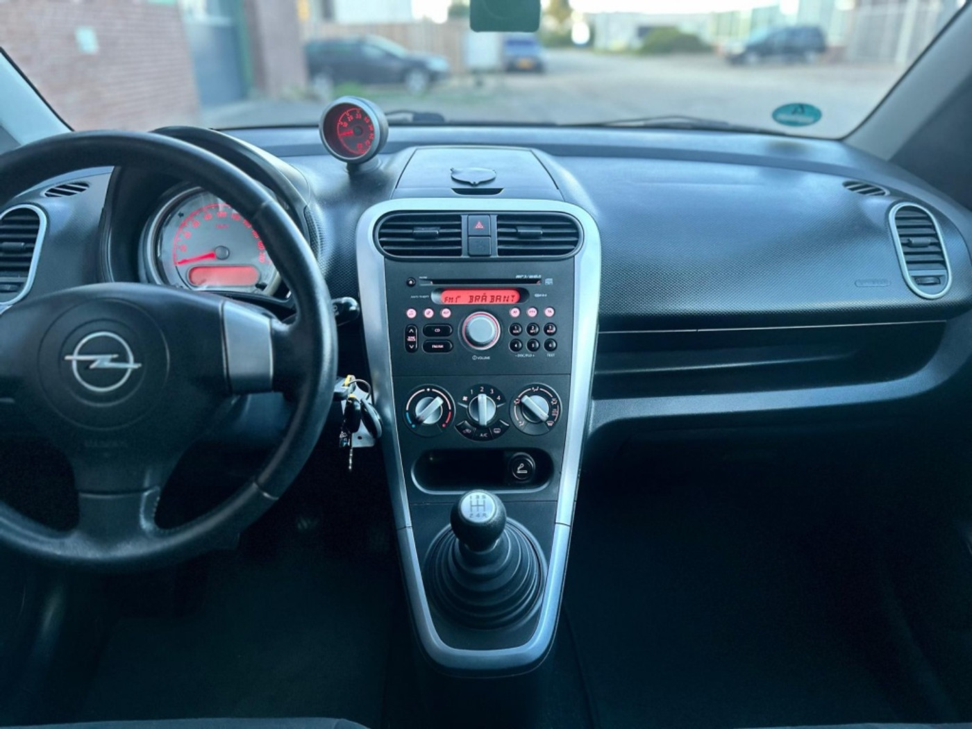 Foto van Opel Agila