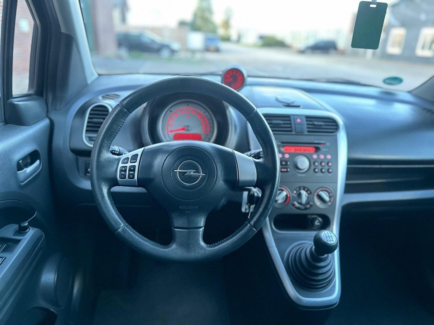 Foto van Opel Agila