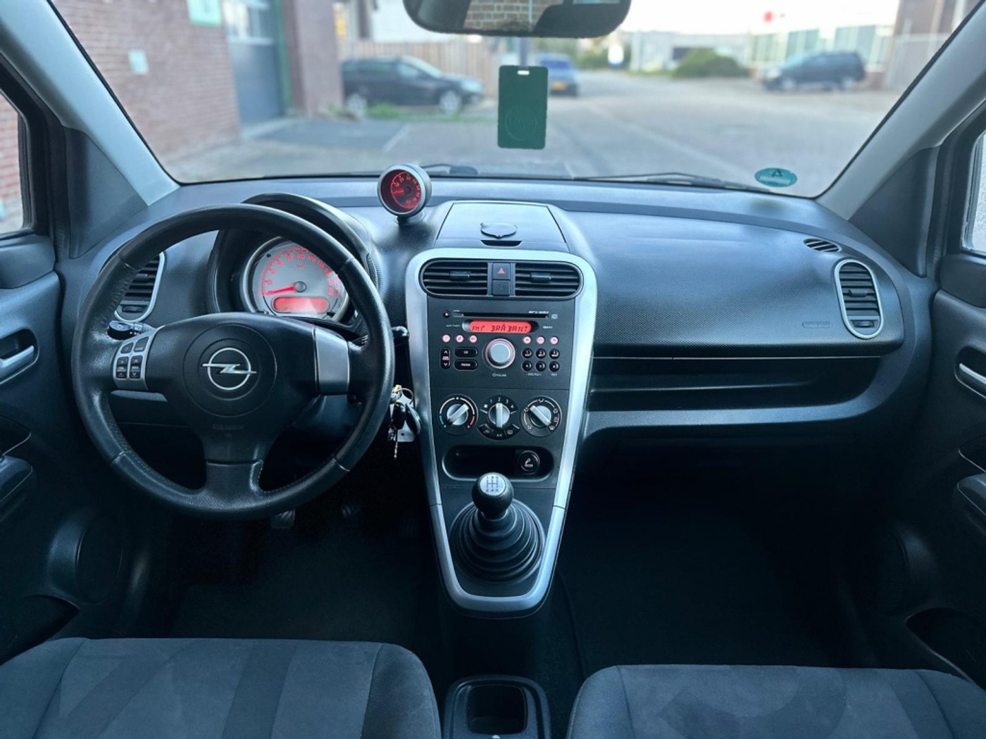 Foto van Opel Agila