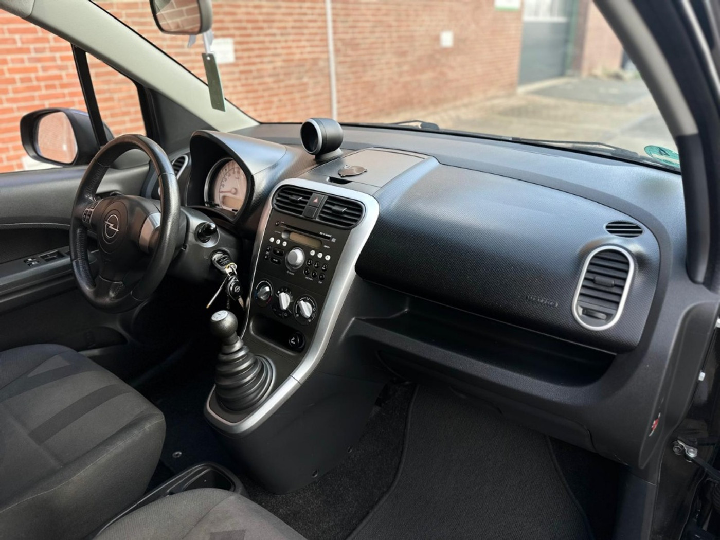 Foto van Opel Agila
