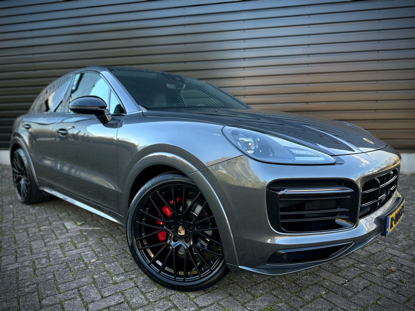 Foto van Porsche Cayenne E-hybrid