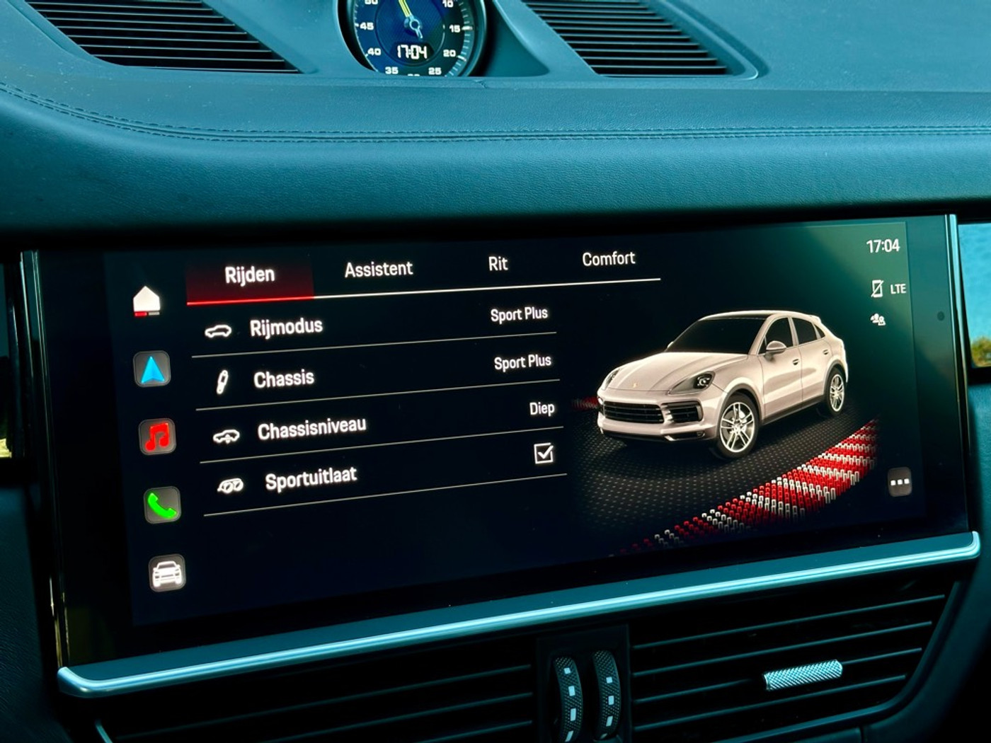 Foto van Porsche Cayenne E-hybrid