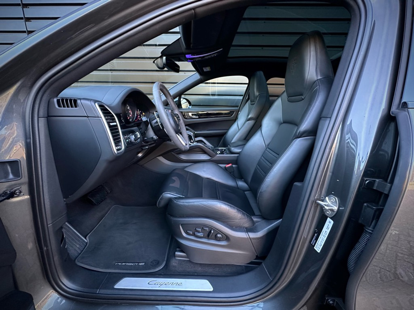 Foto van Porsche Cayenne E-hybrid