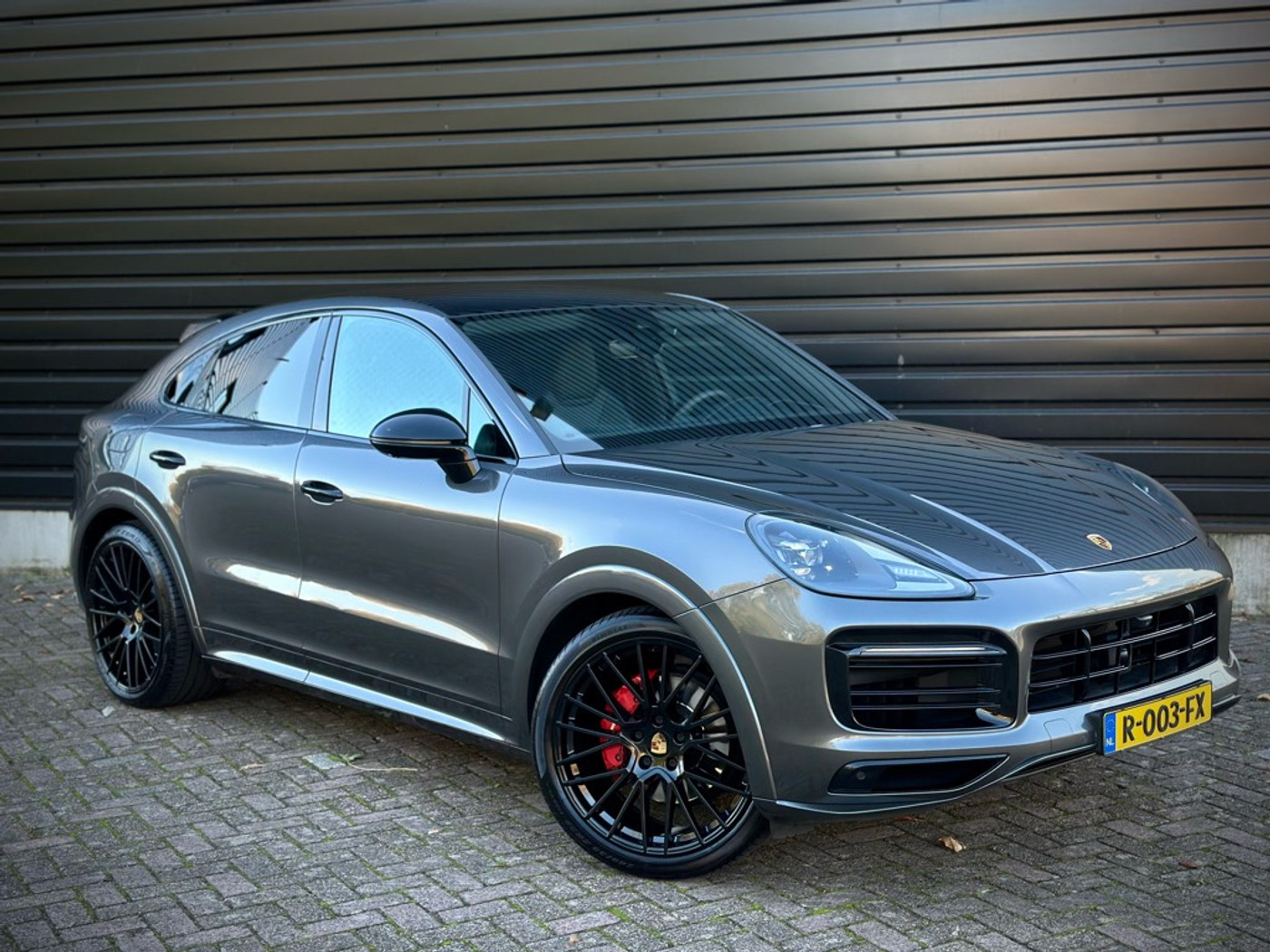 Foto van Porsche Cayenne E-hybrid